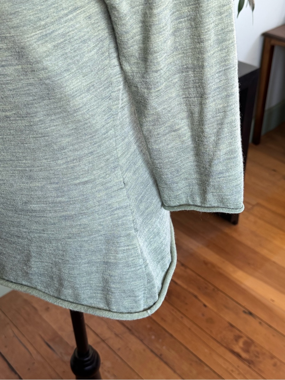 MOTH- Ruffled boat neck top - Picture 3 of 5